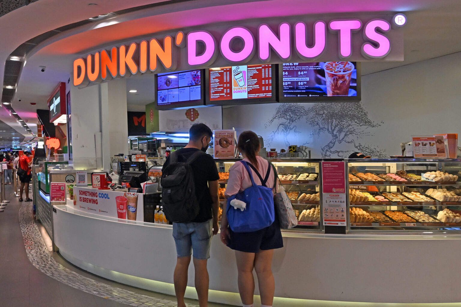 What Is It Like To Work At Dunkin' Donuts?